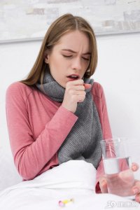 ​嗓子痒总是干咳是怎么回事吃什么药 喉咙发痒要警惕四种病