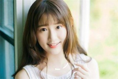 ​女人在等你挽回的表现，两个表现说明她放不下你