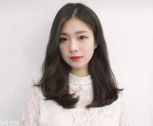 仙女烫发型图片分享 好看又时髦的佛系女生发型