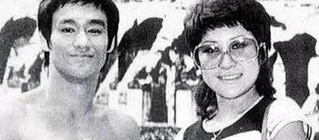 《好莱坞往事》中国上不了，在美国又重映，损失的是谁？