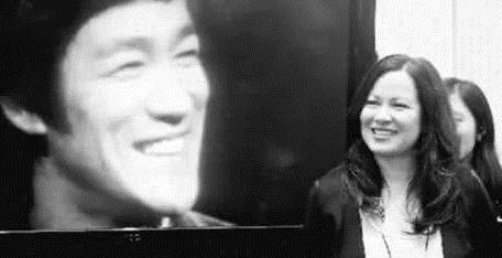 《好莱坞往事》中国上不了，在美国又重映，损失的是谁？