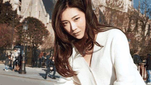 《何以笙箫默》剧中隐藏的女神，网友：我以前怎么没发现？
