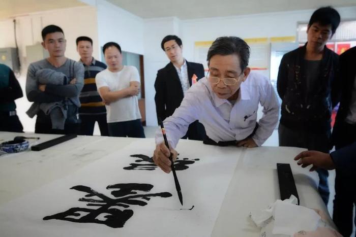 超关注：红草镇“书画盛宴”