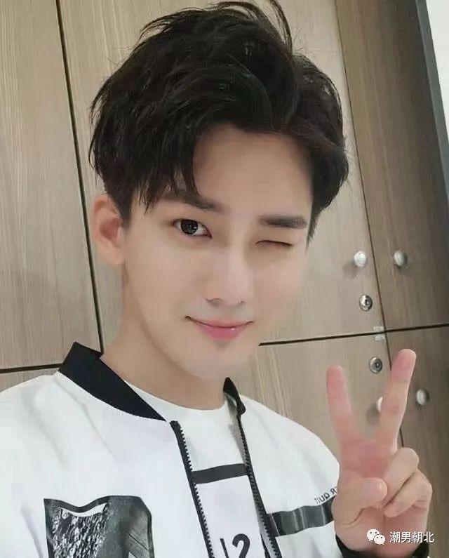男生别迷恋“寸头”，19年剪这4款发型阳光又帅气！