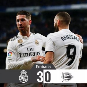 ​战报：本泽马、维尼修斯、马里亚诺先后建功，皇马3-0阿拉维斯！