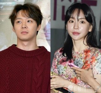 ​黄荷娜疑否认与朴有天分手 被吐槽是戏精
