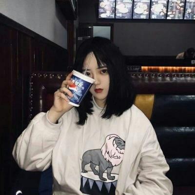 短发高冷霸气女生头像大全