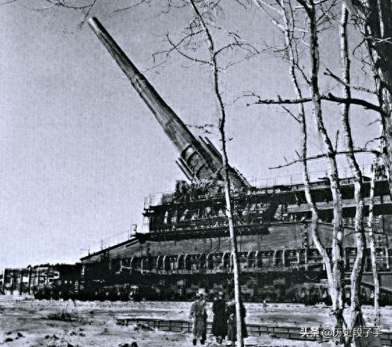 纳粹德国二战最强黑科技武器 几乎空前绝后的古斯塔夫列车巨炮