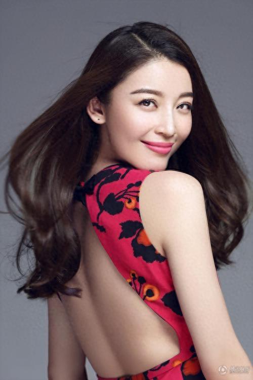 《我们都要好好的》薇薇安，高晓菲实力演绎职场罂粟花，美丽有毒