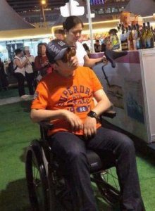 ​黎姿弟弟瘫痪11年终康复，曾放弃事业的女神助力治疗
