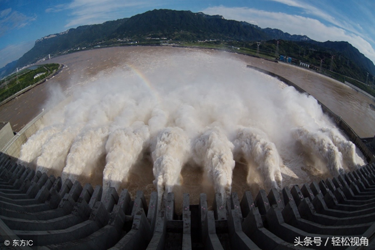 三峡大坝，最爱看你气势磅礴的美！