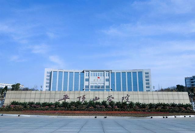 各高校图书馆你喜欢哪一个(美翻了大学之大)(79)