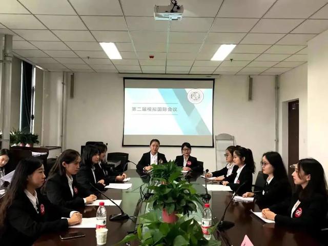 西北师大外国语学院(院系篇西北大学外国语学院)(10)