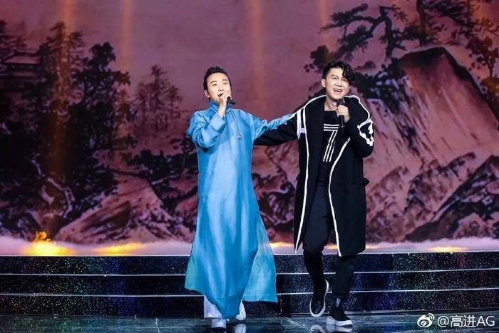 黄渤、杨幂、成龙、赵本山、小沈阳都唱过他的歌，他却一直不红？