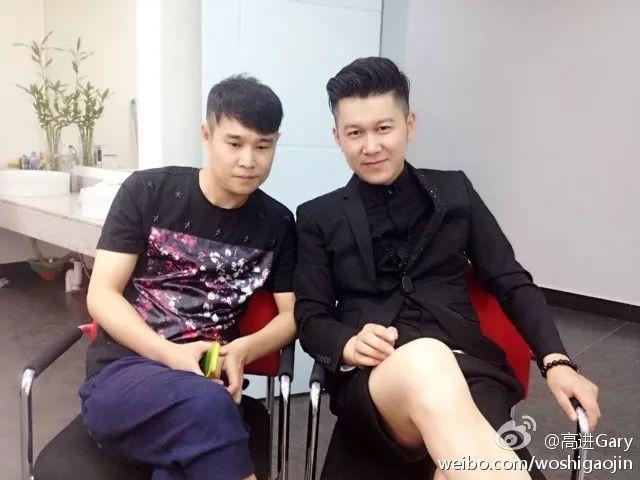 黄渤、杨幂、成龙、赵本山、小沈阳都唱过他的歌，他却一直不红？