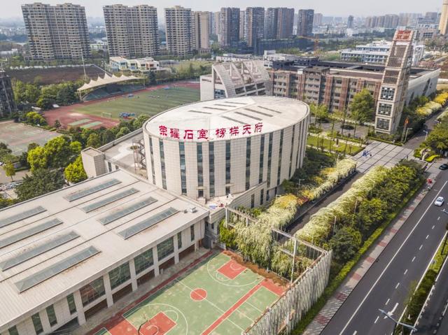 成都石室最好的校区(靠实力和成绩说话的石室天府)(4)