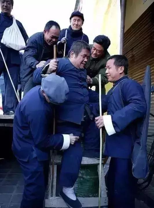 中国美女主持人一夜之间神秘失踪,11年后,真相震撼曝光…