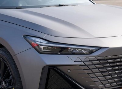 长安又要出新车了,跑车声浪配升降尾翼,有10个音响,才10万多起