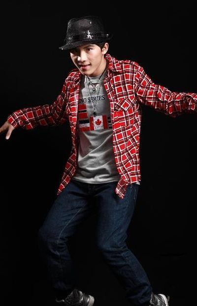 中国达人秀卓君初赛(达人秀卓君经典震撼全场)