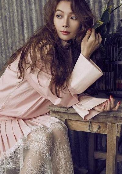 尹素伊(尹素伊图片)