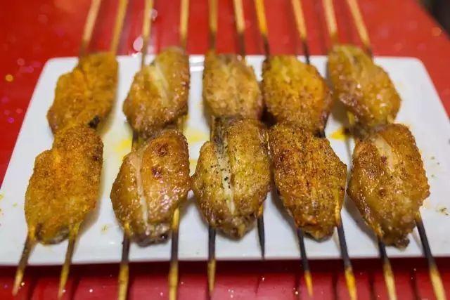 广州大学城的大学(广州6条高校堕落街)(29)