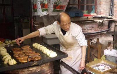 上海十大网红小吃介绍(上海知名网红小吃盘点)