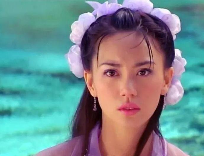 她曾与高圆圆同台飙戏,最红时息影嫁大9岁富商,今47岁宛如少女
