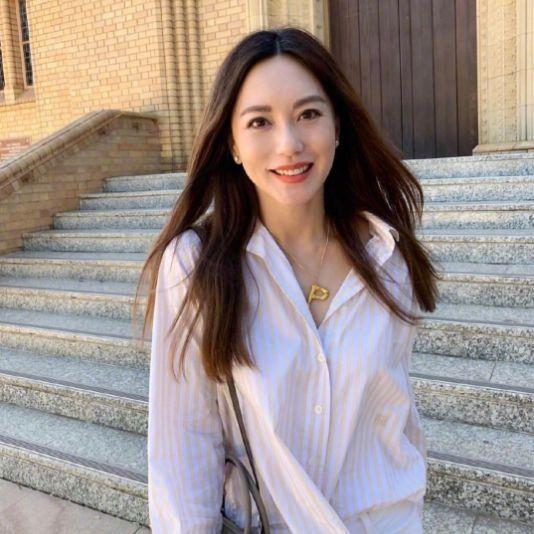 她曾与高圆圆同台飙戏,最红时息影嫁大9岁富商,今47岁宛如少女