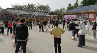 ​山东郓城：“趣味运动”牵红线 助力青年共浪漫