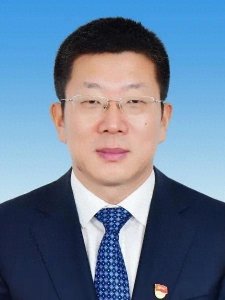 李德新,任大连市委常委、组织部部长