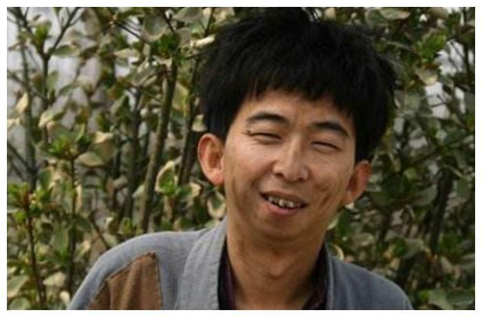 最丑影帝巨兴茂,娶如花似玉小娇妻,身价10亿被称人生赢家!