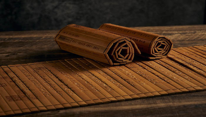 螳螂捕蛇文言文翻译 螳螂捕蛇文言文翻译及原文