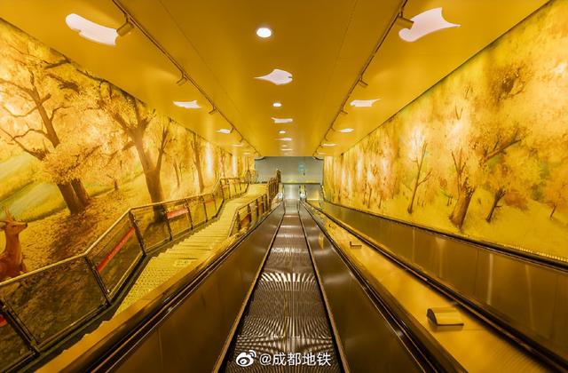 成都地铁3号线出口(成都地铁7号线荣获詹天佑奖)(2)