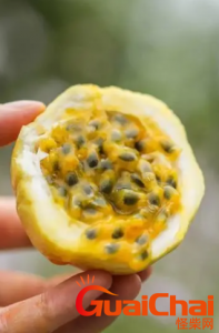 ​百香果有什么功效？百香果怎么吃才正确？