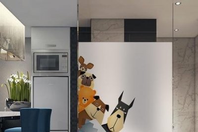 ​浴室玻璃门贴膜有用吗