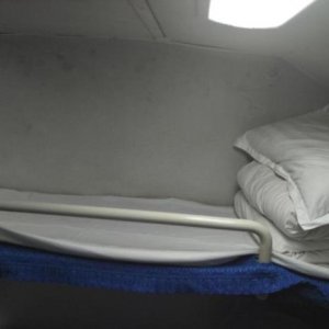 ​火车硬卧上铺怎么上