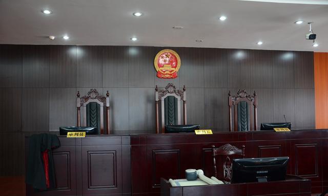 女子出钱买房只写男友名字，后来变成男友和闺蜜的婚房