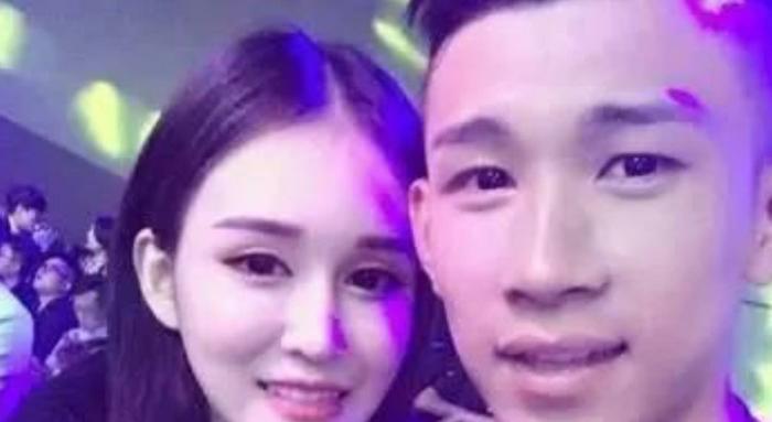 天佑小号开播再次被封,一下就是12年,网友:可以洗洗睡了!