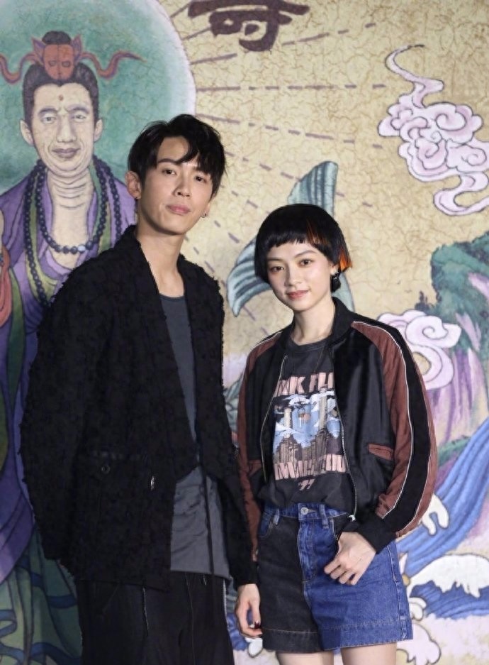 柯震东正式复出!吸毒后沉寂5年,如今样貌大变几乎认不出