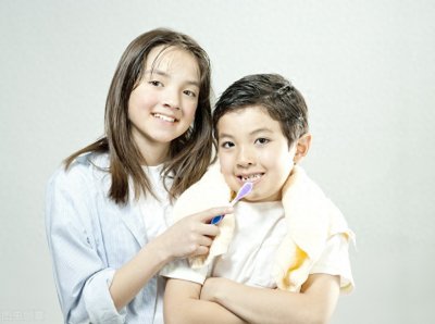 ​细数“熊孩子”那些令人啼笑皆非的趣味行为