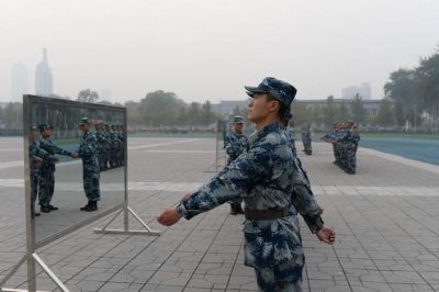 ​父母有“前科案底”，满足3个条件，子女“当兵政审”有戏！