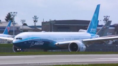 ​尽显航空工业霸主风范！120吨推力凶猛，超级客机一飞冲天