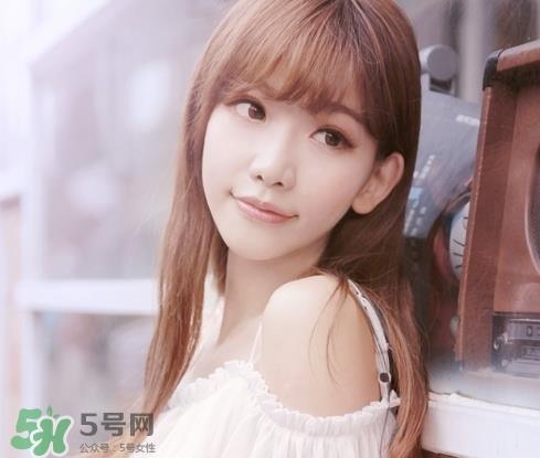 女生想你有什么表现?女生想一个人的表现