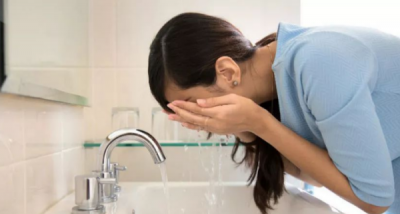 ​滴露洗手液能洗脸,洗手液可以洗脸不