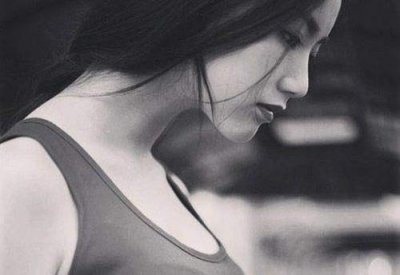 ​女生哭了怎么安慰？做对了就是关系升级