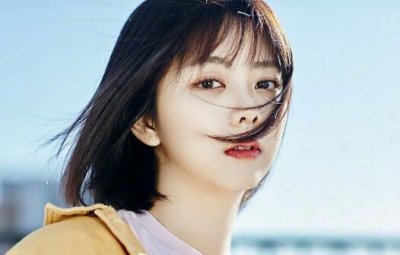 ​女生说自己有点自卑怎么回复安慰她？