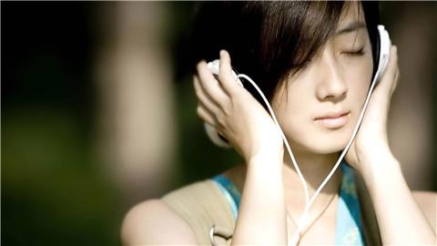 女生安全感不足表现在哪里 女生安全感不足的三种表现