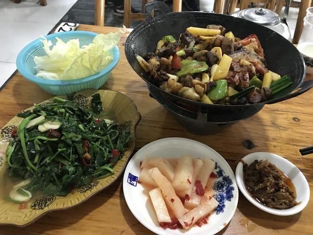 张家界凤凰旅游自由行攻略最新(张家界凤凰详细旅行攻略)(46)