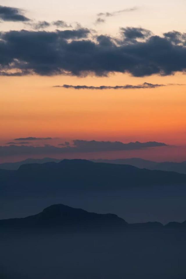 最美高铁线路旅游攻略（国内首条旅游高铁来了）(29)