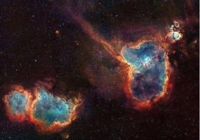 ​克莱因瓶为何诡异？在3维空间中，人类永远无法造出克莱因瓶